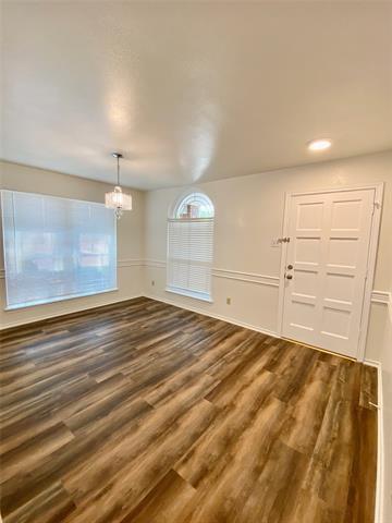 1364 Sheila Dr in Plano, TX - Foto de edificio - Building Photo