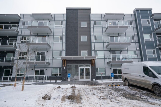 property at 40 Carrington Plz NW