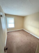 1380 Berdan Ave in Toledo, OH - Building Photo - Building Photo