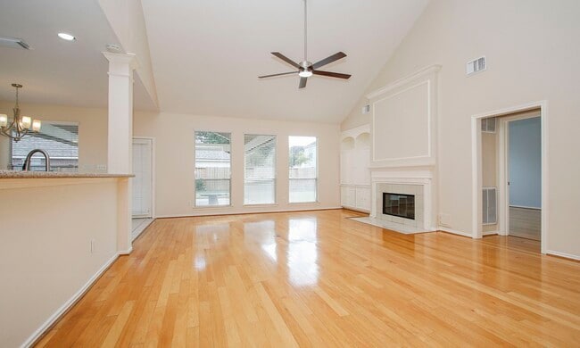 16207 Waiting Spring Cir