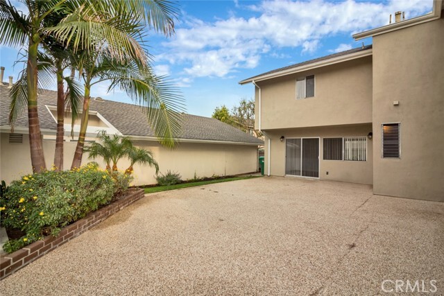 4501 Pinyon Tree Ln in Irvine, CA - Foto de edificio - Building Photo