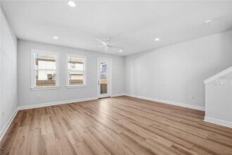 2409 W Fig St in Tampa, FL - Building Photo - Building Photo