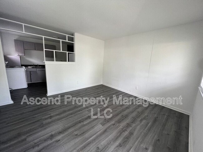 property at 1206 Sholar Ave