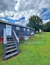 1004 Whisperwood Trail NE in Cleveland, TN - Building Photo - Building Photo