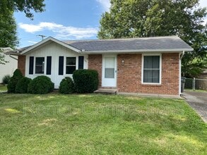 502 Timothy Ln in Carterville, IL - Building Photo - Building Photo