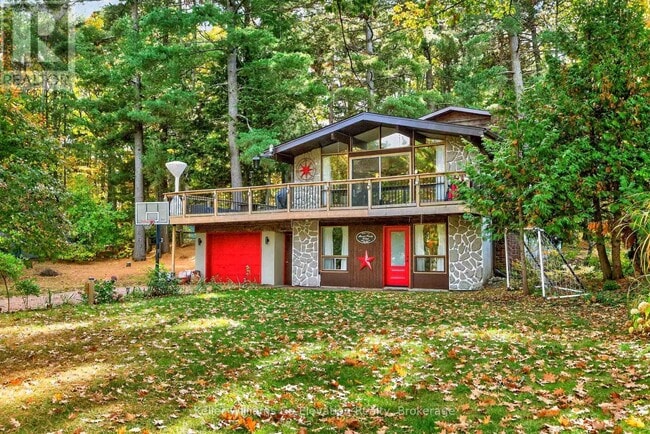 property at 1950 Champlain Rd