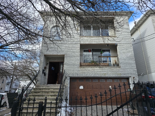 179 Orchard St in Newark, NJ - Building Photo - Building Photo