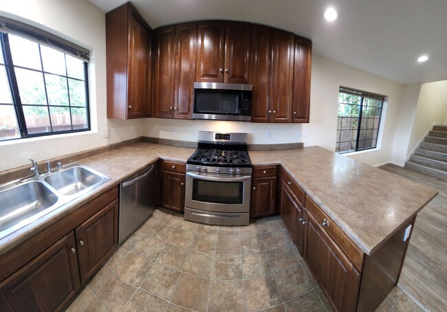 property at 286 California Blvd