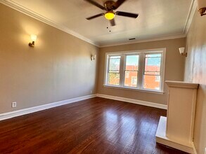 2833 W 66th St, Unit 2 in Chicago, IL - Building Photo - Building Photo