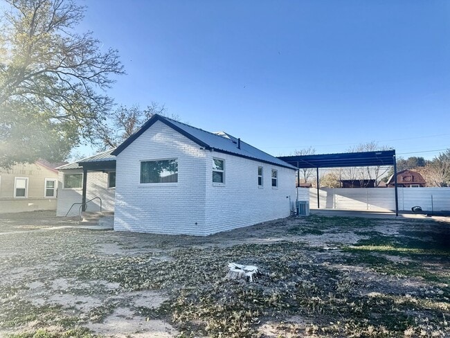 200 Santa Rita Dr in Odessa, TX - Building Photo - Building Photo