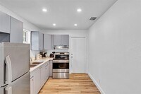 228 NW 9th Ave photo'