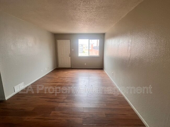 property at 423 Dallas St SE