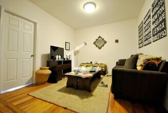 39 Addington Rd in Brookline, MA - Building Photo - Building Photo