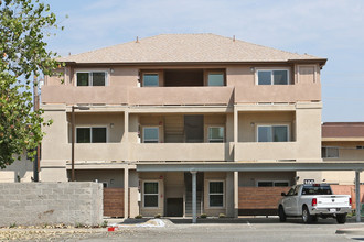 Vista Verda Apartments - Phase II in Manteca, CA - Building Photo - Building Photo