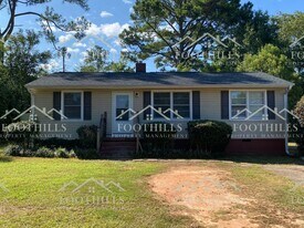 3012 Cambridge Rd in Anderson, SC - Building Photo