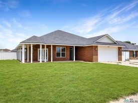 2300 Reese Dr in Clovis, NM - Building Photo