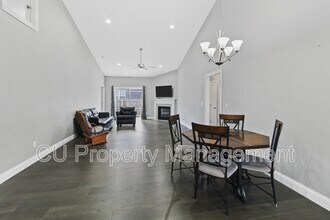 3003 E Stillwater Landing in Urbana, IL - Building Photo - Building Photo