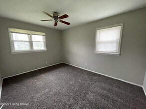 13211 Forge Cir in Louisville, KY - Building Photo - Building Photo