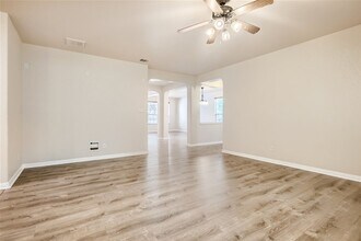 21227 Coral Spur in San Antonio, TX - Building Photo - Building Photo