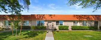8206 E Orange Blossom Ln in Scottsdale, AZ - Building Photo