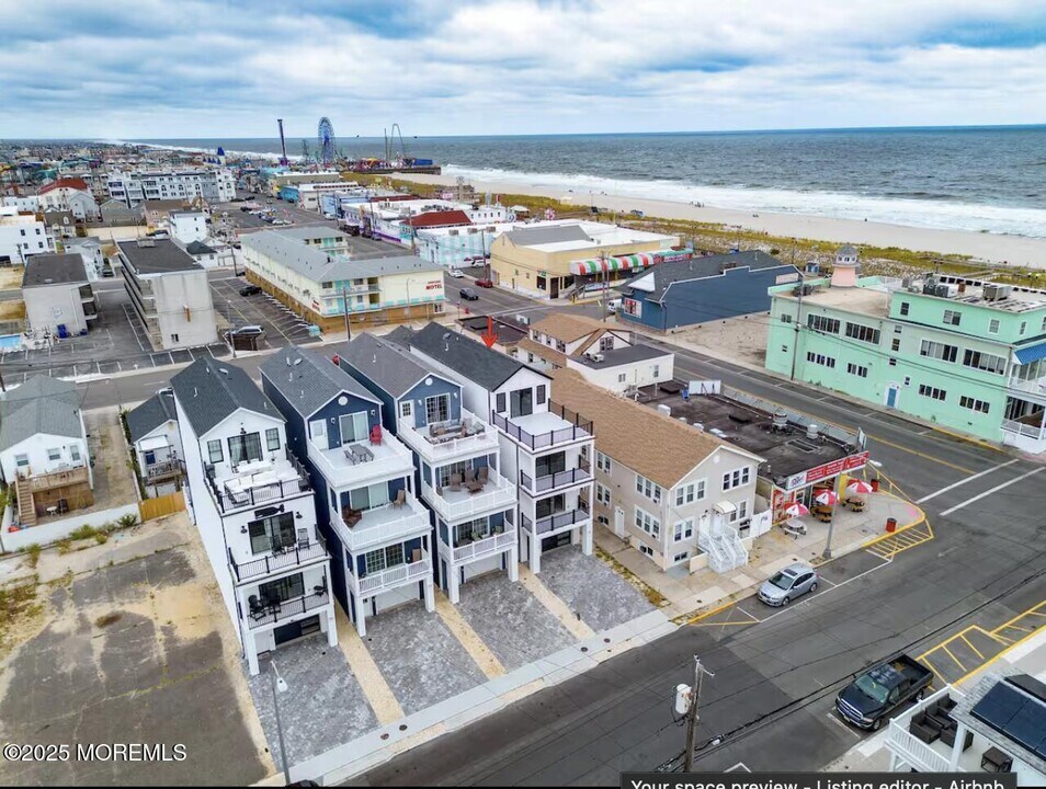 22 Dupont Ave in Seaside Heights, NJ - Building Photo