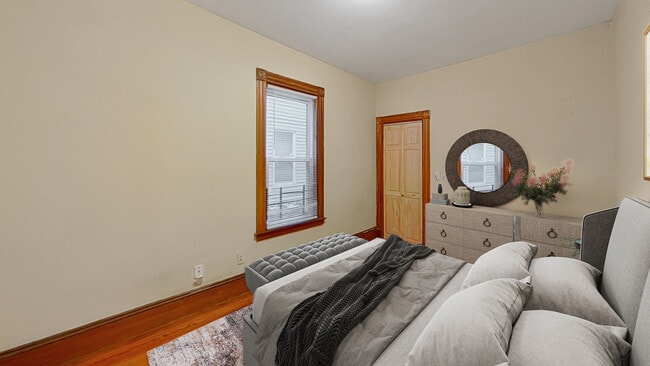 6 Carmel St, Unit 1