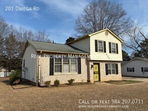 201 Omega Rd in Durham, NC - Building Photo - Building Photo