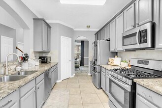 45 Atascadero Dr in Manvel, TX - Building Photo - Building Photo