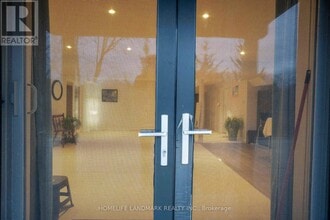 48 Sir Stevens Dr in Vaughan, ON - Building Photo - Building Photo