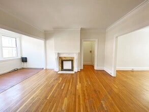 5610 Elmer Street in Pittsburgh, PA - Foto de edificio - Building Photo