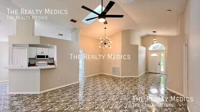 14405 Lake Price Dr in Orlando, FL - Building Photo - Building Photo