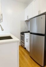 126 Elizabeth St in New York, NY - Building Photo - Building Photo