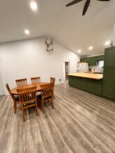 826 Burton Ave in Burley, ID - Foto de edificio - Building Photo