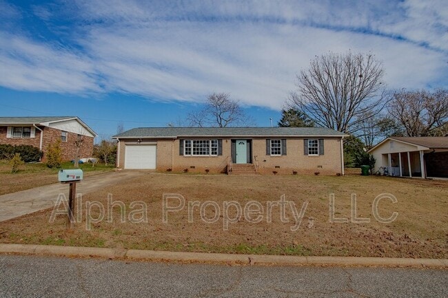 105 Shadecrest Dr
