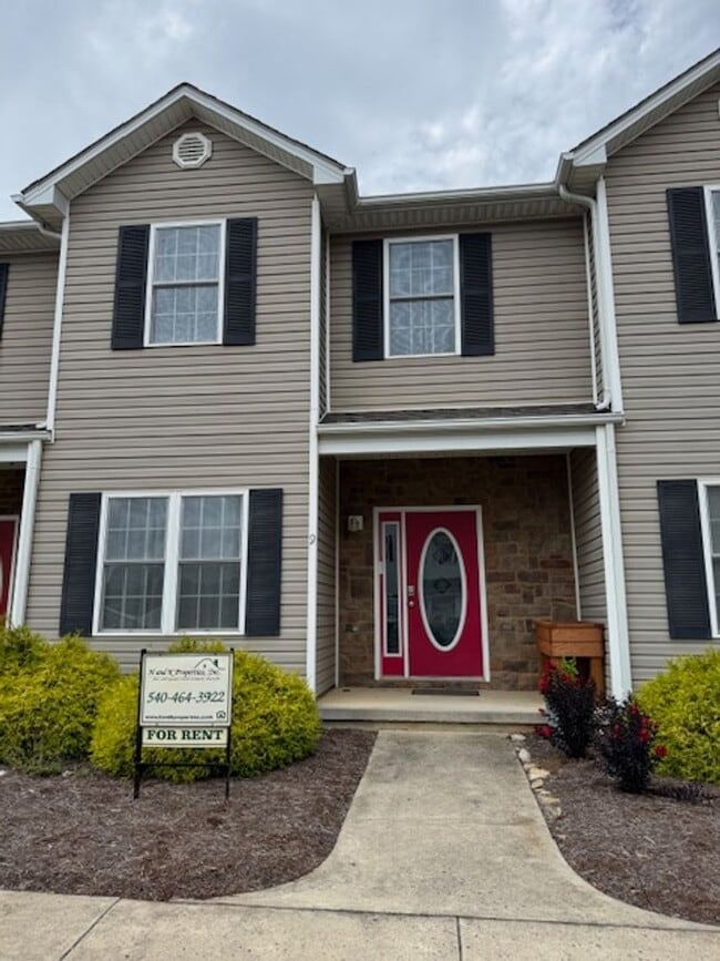 property at 9 Bristol Lane