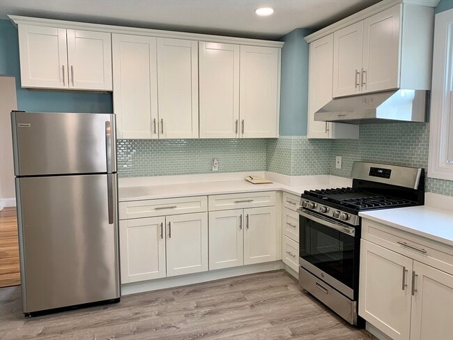 56-58-58 Lexington St in Newton, MA - Building Photo - Building Photo