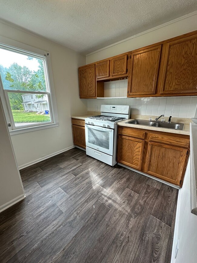 property at 29 Riley Manor Cir