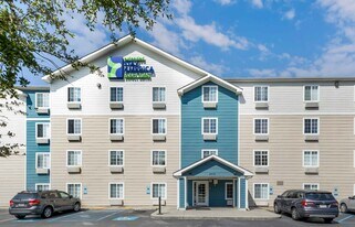 Furnished Studio-Charleston - North Charle in North Charleston, SC - Building Photo