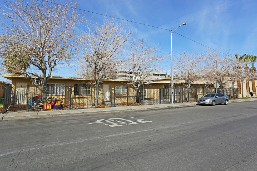 Fortune Villas in Las Vegas, NV - Building Photo