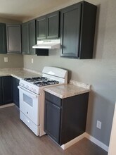 1803 Henry Ave in Redding, CA - Building Photo - Building Photo