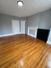 10 Courtney Ave in Newburgh, NY - Building Photo - Building Photo