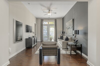 Whitehall Parc in Charlotte, NC - Building Photo - Interior Photo