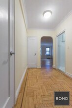 124 E 24th St in New York, NY - Building Photo - Building Photo