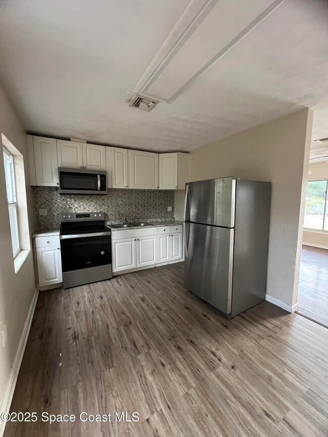 919 Kensington Dr in Cocoa, FL - Building Photo - Building Photo