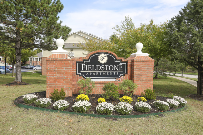 Fieldstone Apartments photo'