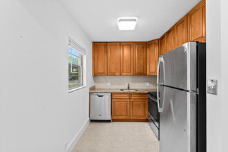 556 Mansfield M in Boca Raton, FL - Building Photo - Building Photo