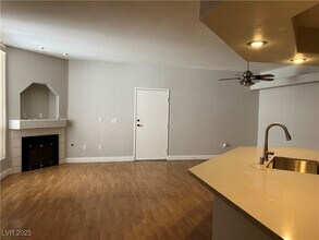 6912 Dorita Ave in Las Vegas, NV - Building Photo - Building Photo