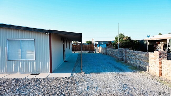 10584 E Amber Dr in Yuma, AZ - Building Photo - Building Photo
