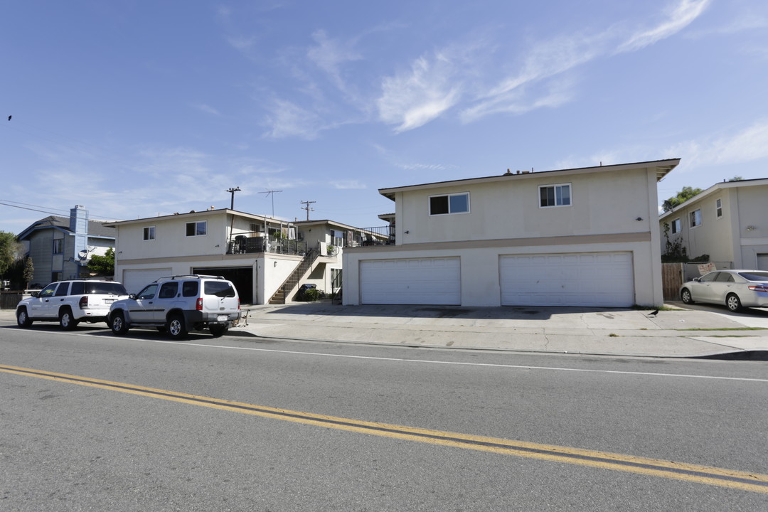 17242-17252 Ash St in Huntington Beach, CA - Foto de edificio