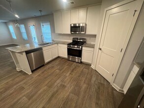 705 Windstream Dr in Lagrange, GA - Building Photo - Building Photo
